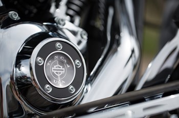 Harley-Davidson Road King Classic FLHRC 2016 - Bild 6