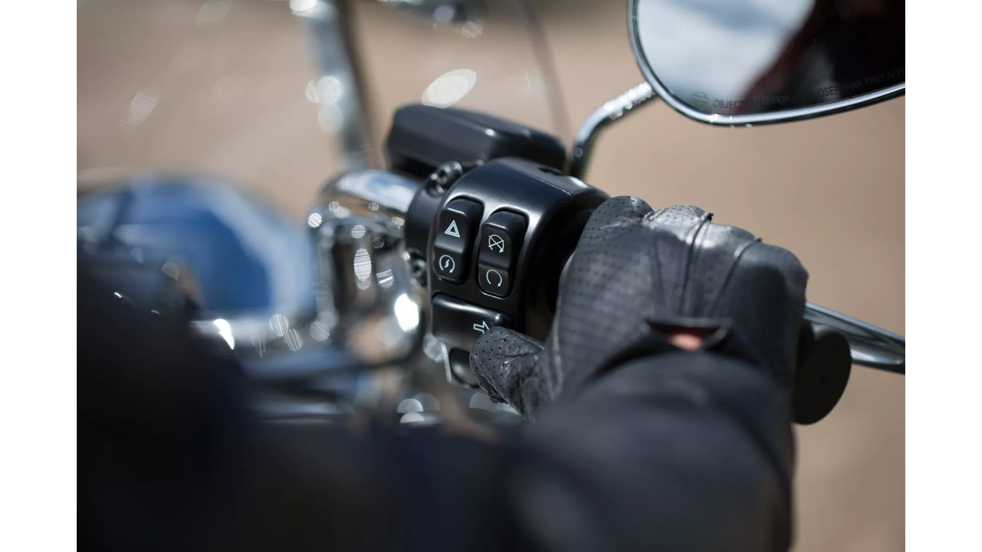 Harley-Davidson Road King Classic FLHRC - Image 12 Harley-Davidson Road King Classic FLHRC - Image 12
