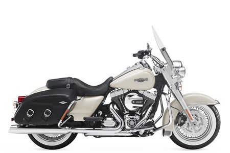 Harley-Davidson Road King Classic FLHRC 2016