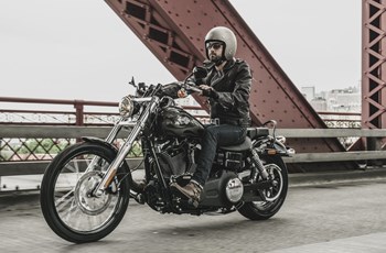 Harley-Davidson Dyna Wide Glide FXDWG 2016 - Bild 7 Harley-Davidson Dyna Wide Glide FXDWG 2016 - Bild 7