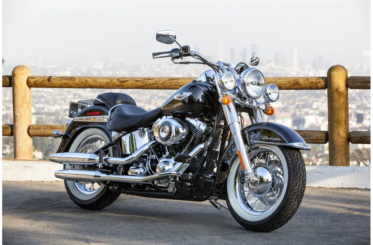 Harley-Davidson Softail Deluxe FLSTN Harley-Davidson Softail Deluxe FLSTN