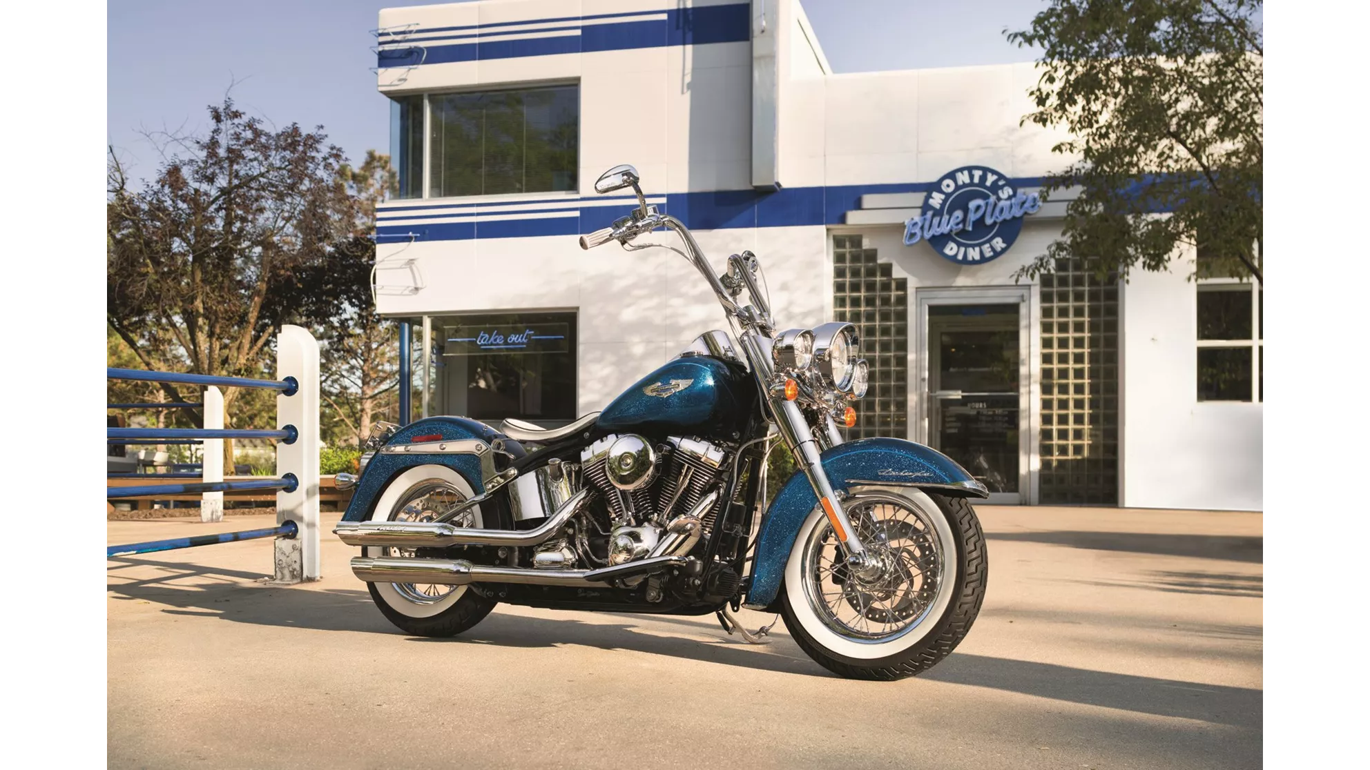 Harley-Davidson Softail Deluxe FLSTN - Image 1 Harley-Davidson Softail Deluxe FLSTN - Image 1