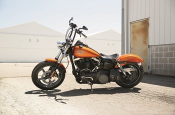 Harley-Davidson Dyna Street Bob FXDB 2016 - Bild 5 Harley-Davidson Dyna Street Bob FXDB 2016 - Bild 5