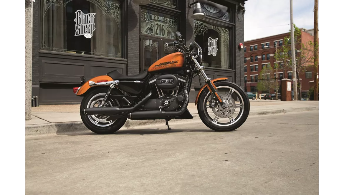Harley-Davidson Sportster XL 883 R Roadster 2016