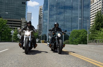 Harley-Davidson V-Rod Muscle VRSCF 2016 - Bild 8