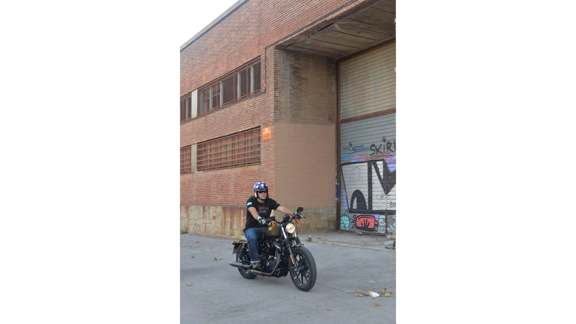 Harley-Davidson Sportster XL 883 N Iron - Image 10 Harley-Davidson Sportster XL 883 N Iron - Image 10
