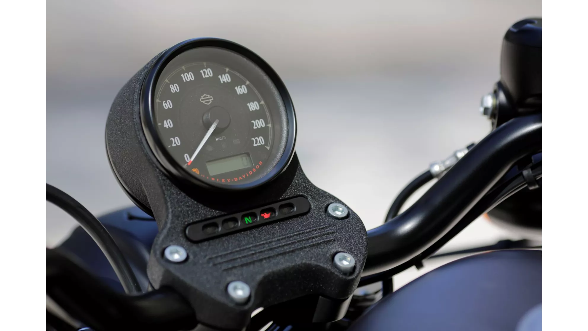 Harley-Davidson Sportster XL 883 N Iron - Image 18 Harley-Davidson Sportster XL 883 N Iron - Image 18