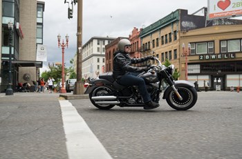 Harley-Davidson Softail Fat Boy Special FLSTFB 2016 - Bild 13 Harley-Davidson Softail Fat Boy Special FLSTFB 2016 - Bild 13