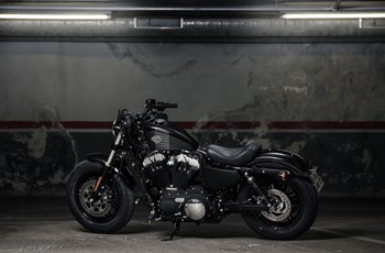 Harley-Davidson Sportster XL 1200X Forty-Eight 2016 - Bild 13 Harley-Davidson Sportster XL 1200X Forty-Eight 2016 - Bild 13
