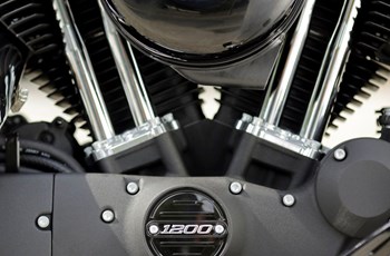Harley-Davidson Sportster XL 1200X Forty-Eight 2016 - Bild 24 Harley-Davidson Sportster XL 1200X Forty-Eight 2016 - Bild 24