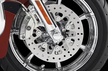 Harley-Davidson CVO Road Glide Ultra FLTRUSE 2016 - Bild 3 Harley-Davidson CVO Road Glide Ultra FLTRUSE 2016 - Bild 3