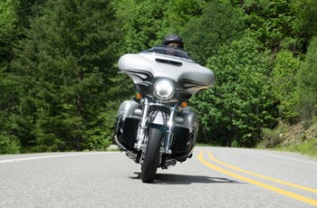 Harley-Davidson CVO Street Glide FLHXSE 2016 - Bild 3