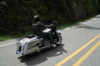 Harley-Davidson CVO Street Glide FLHXSE 2016 - Bild 7