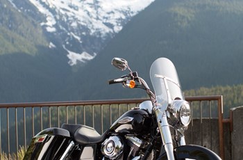 Harley-Davidson Dyna Switchback  FLD 2016 - Bild 8 Harley-Davidson Dyna Switchback  FLD 2016 - Bild 8