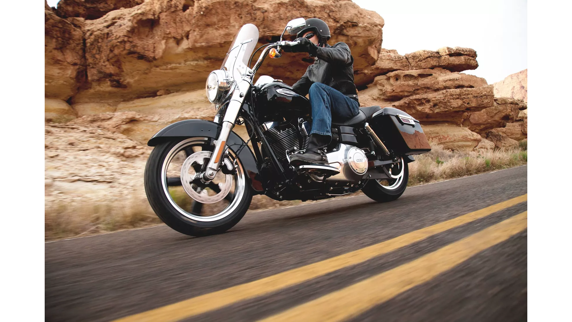 Harley-Davidson Dyna Switchback  FLD - Obrázek 7