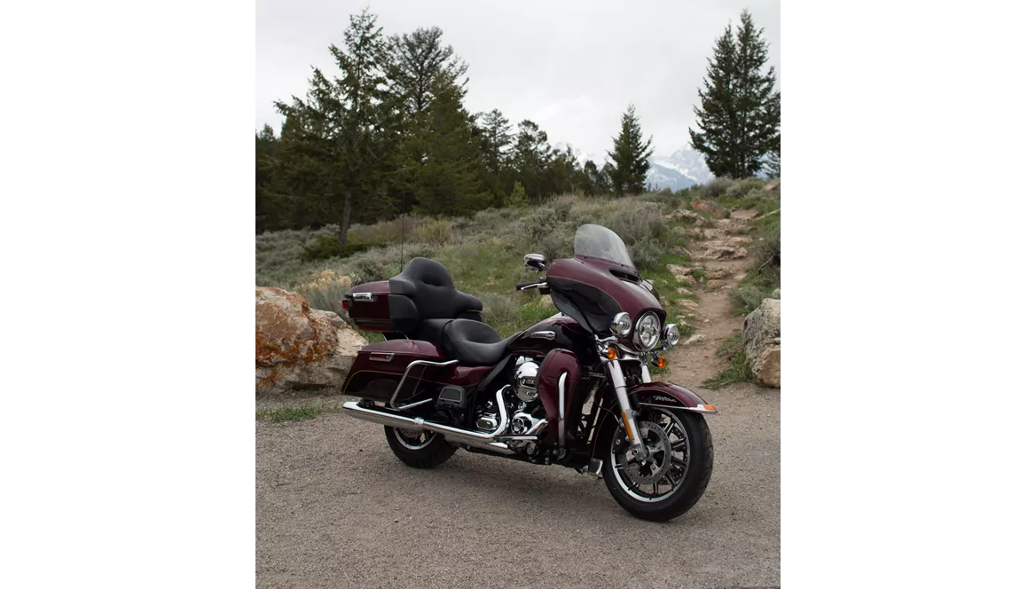 Harley-Davidson Electra Glide Ultra Classic FLHTCU 2016 Harley-Davidson Electra Glide Ultra Classic FLHTCU 2016