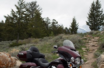 Harley-Davidson Electra Glide Ultra Classic FLHTCU 2016 - Bild 2