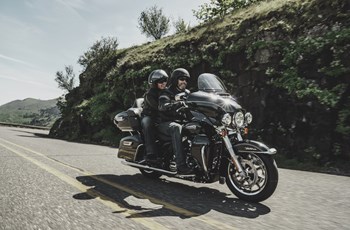 Harley-Davidson Electra Glide Ultra Classic FLHTCU 2016 - Bild 3