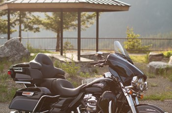 Harley-Davidson Electra Glide Ultra Classic FLHTCU 2016 - Bild 7