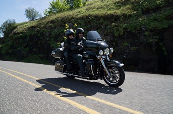 Harley-Davidson Electra Glide Ultra Classic FLHTCU 2016 - Bild 10