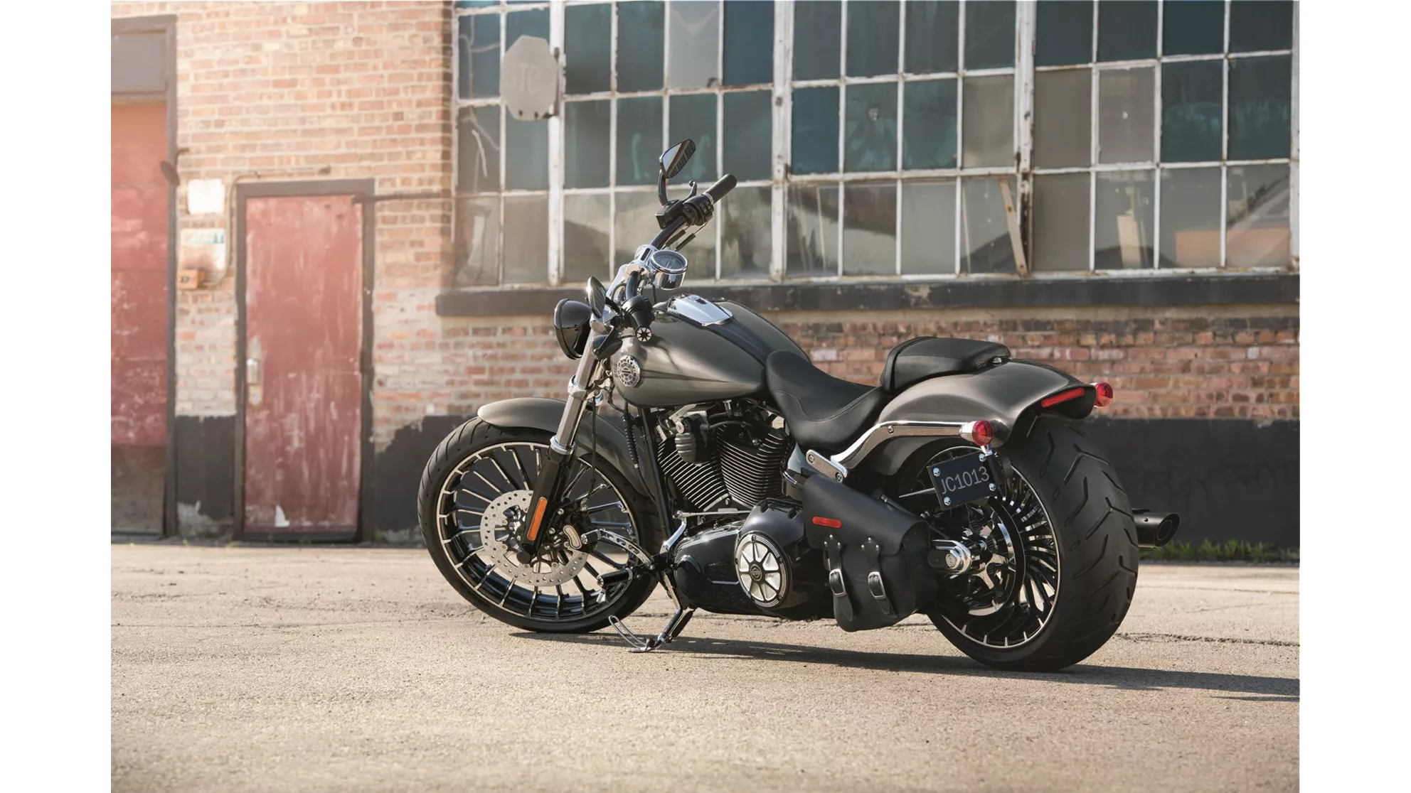 Harley-Davidson Softail Breakout FXSB - Image 6 Harley-Davidson Softail Breakout FXSB - Image 6