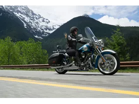 Harley-Davidson CVO Softail Deluxe FLSTNSE