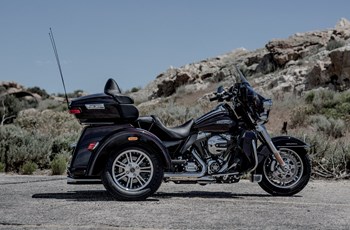 Harley-Davidson Tri Glide Ultra Classic FLHTCUTG 2016 - Bild 12