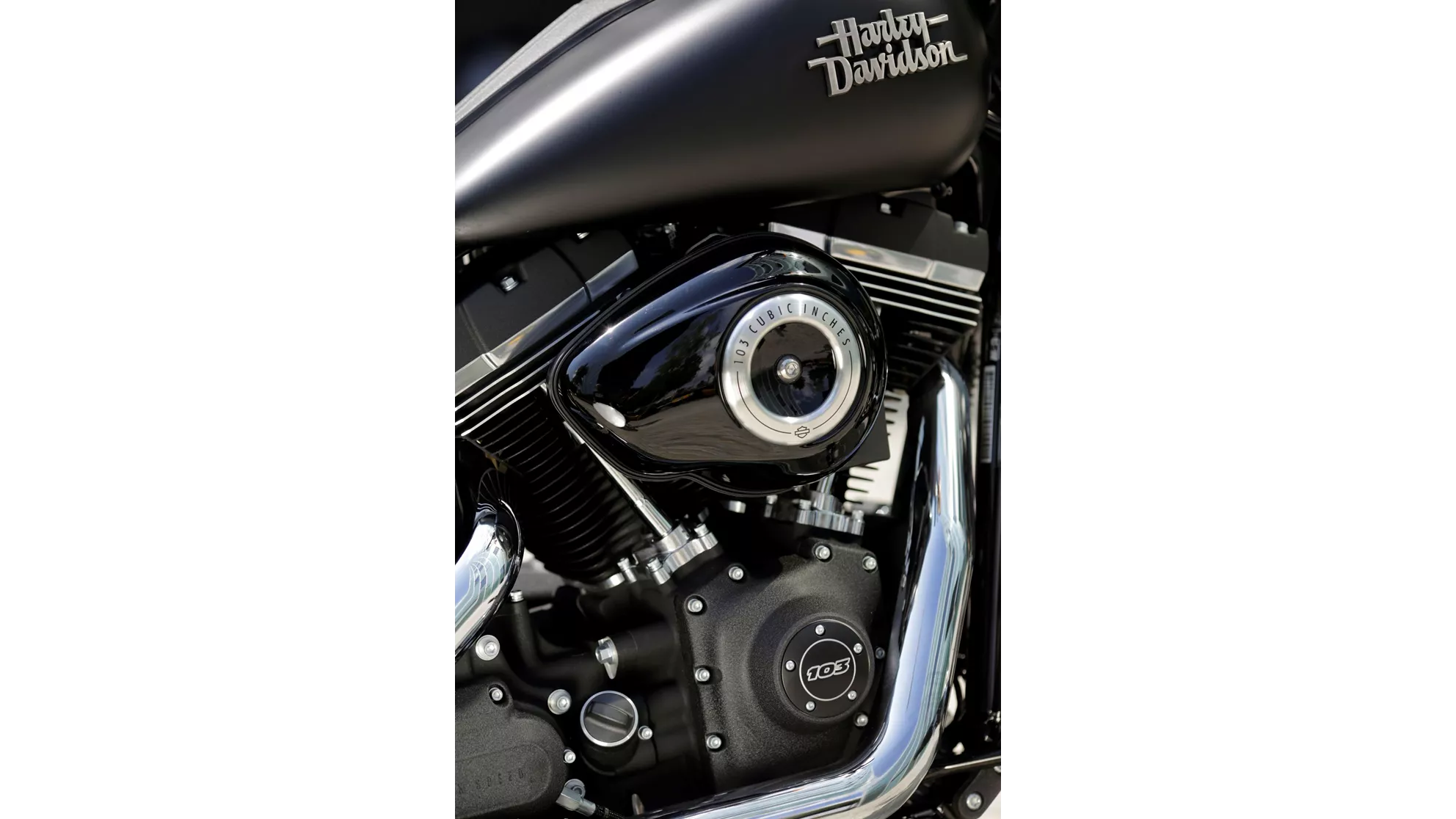 Harley-Davidson Dyna Street Bob Special - Obrázek 9