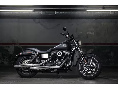 Harley-Davidson Dyna Street Bob Special 2016 Harley-Davidson Dyna Street Bob Special 2016