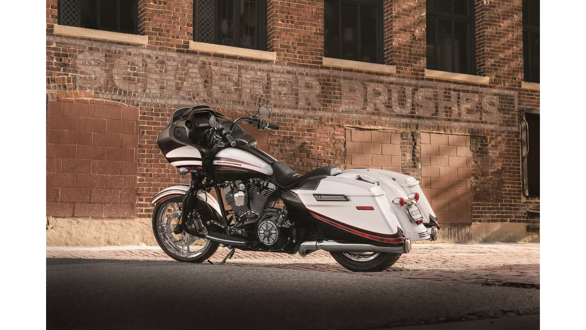 Harley-Davidson Touring Road Glide Special FLTRXS - Image 2 Harley-Davidson Touring Road Glide Special FLTRXS - Image 2