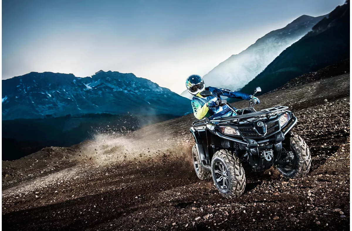 CFMOTO CForce 450 EFI 4x4 L DLX CFMOTO CForce 450 EFI 4x4 L DLX