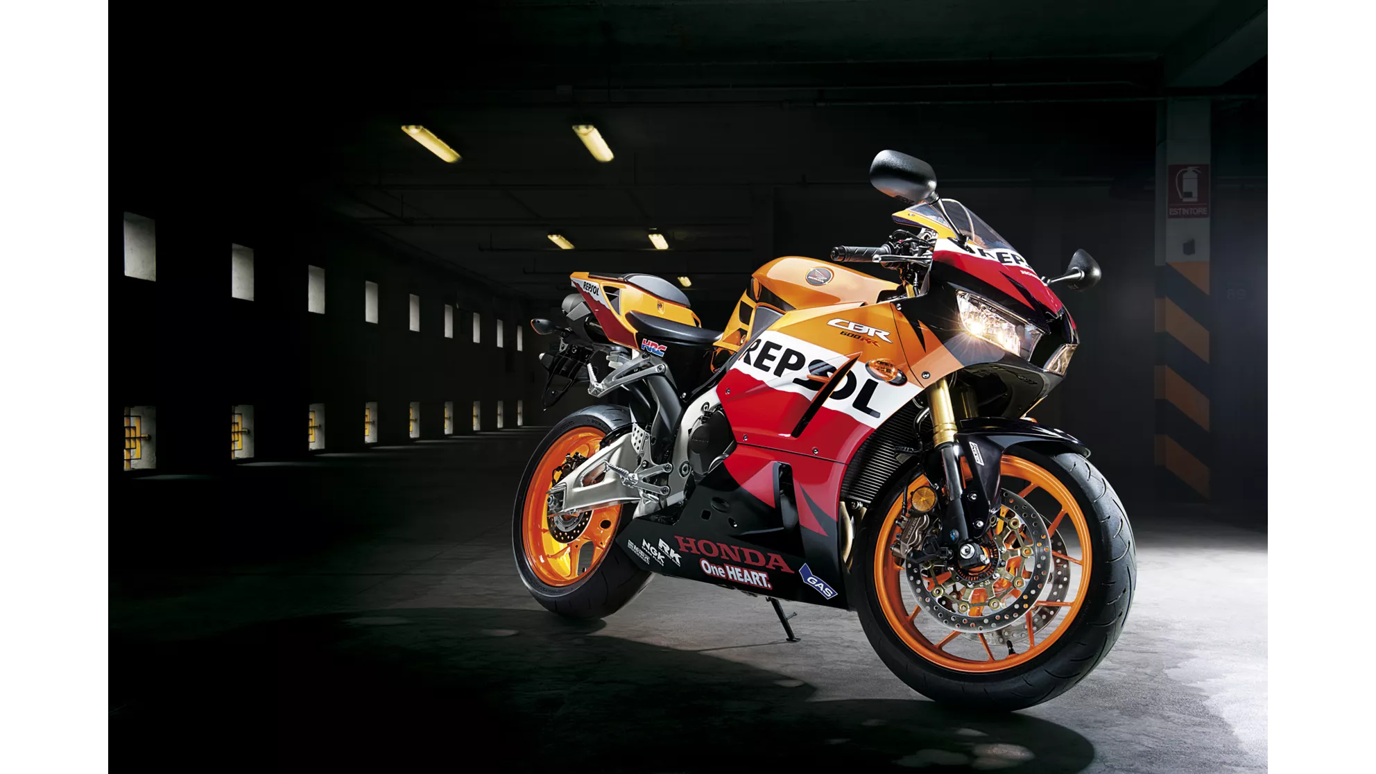 Honda CBR600RR - Image 2 Honda CBR600RR - Image 2