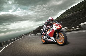 Honda CBR1000RR Fireblade 2016 - Bild 2 Honda CBR1000RR Fireblade 2016 - Bild 2