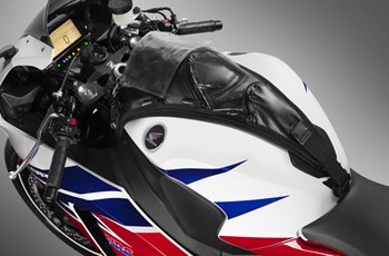 Honda CBR1000RR Fireblade 2016 - Bild 5 Honda CBR1000RR Fireblade 2016 - Bild 5