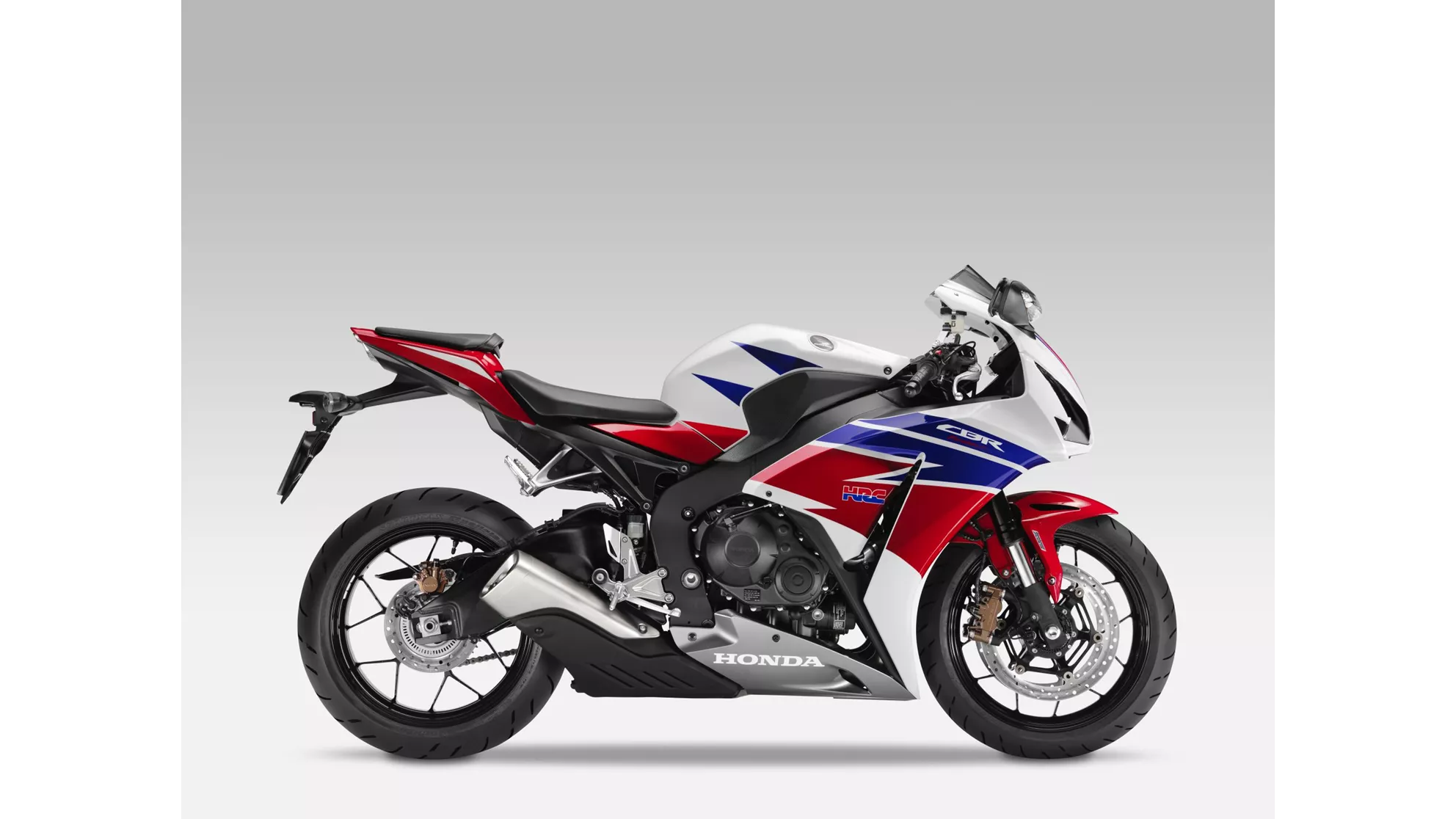 Honda CBR1000RR Fireblade - Image 4 Honda CBR1000RR Fireblade - Image 4