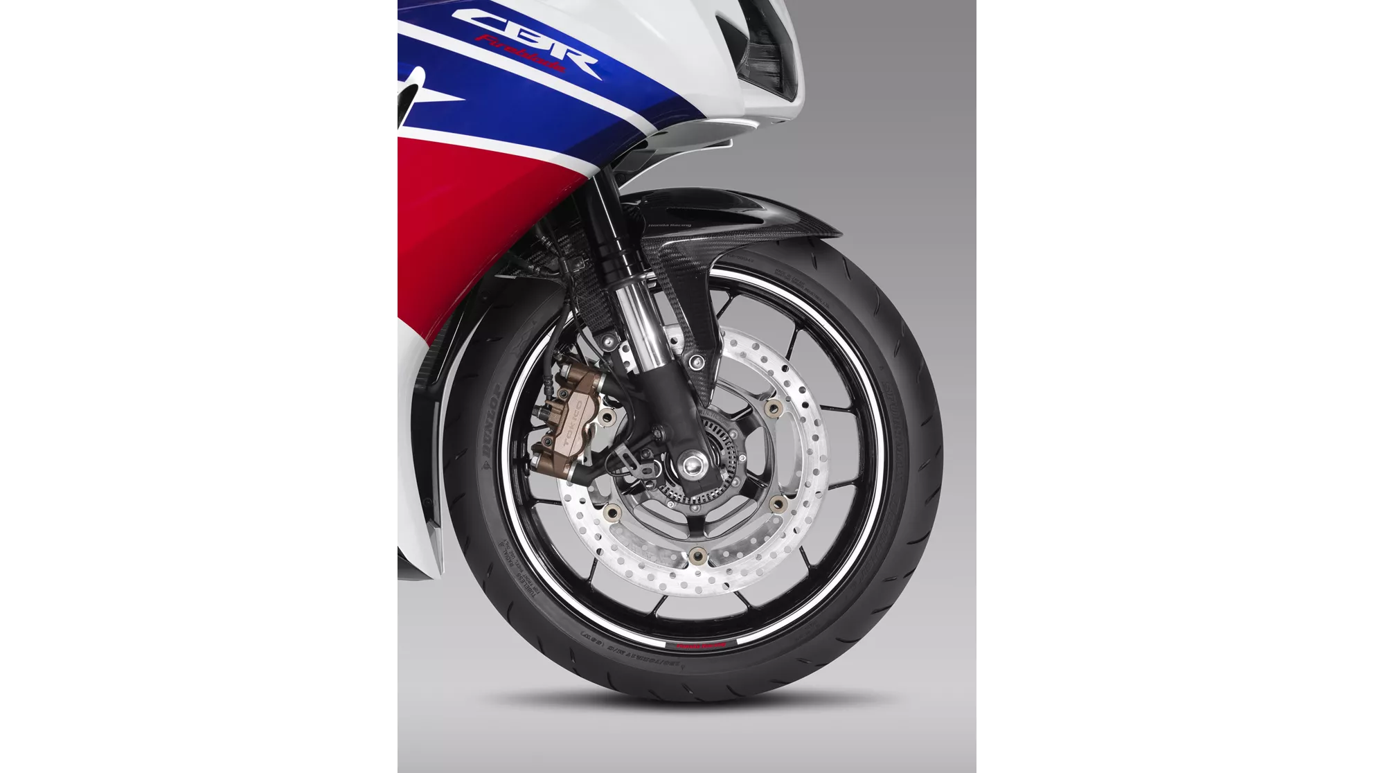 Honda CBR1000RR Fireblade - Image 12 Honda CBR1000RR Fireblade - Image 12