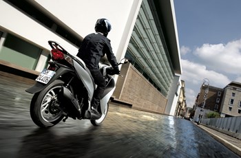 Honda SH125i 2016 - Bild 9 Honda SH125i 2016 - Bild 9