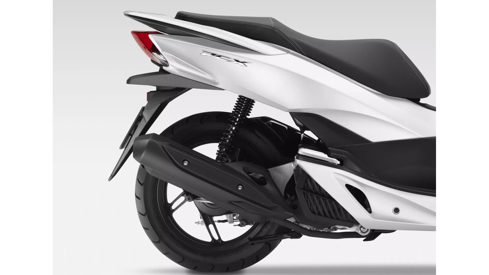 Honda PCX125 - Image 8 Honda PCX125 - Image 8