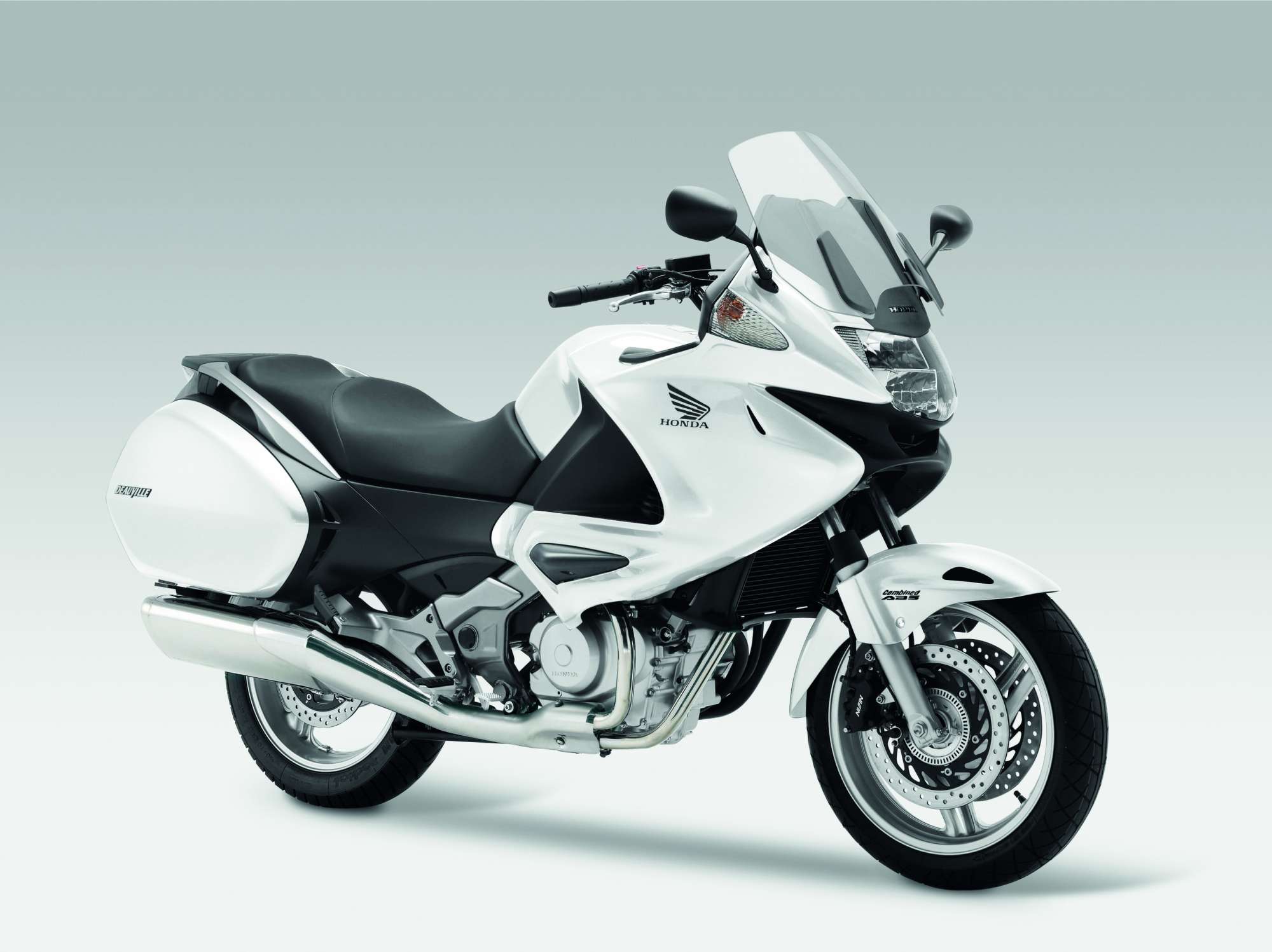 Honda NT700V Deauville - technical data, prices, reviews