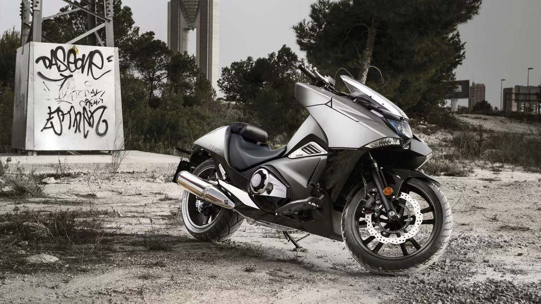 Honda NM4 Vultus Honda NM4 Vultus