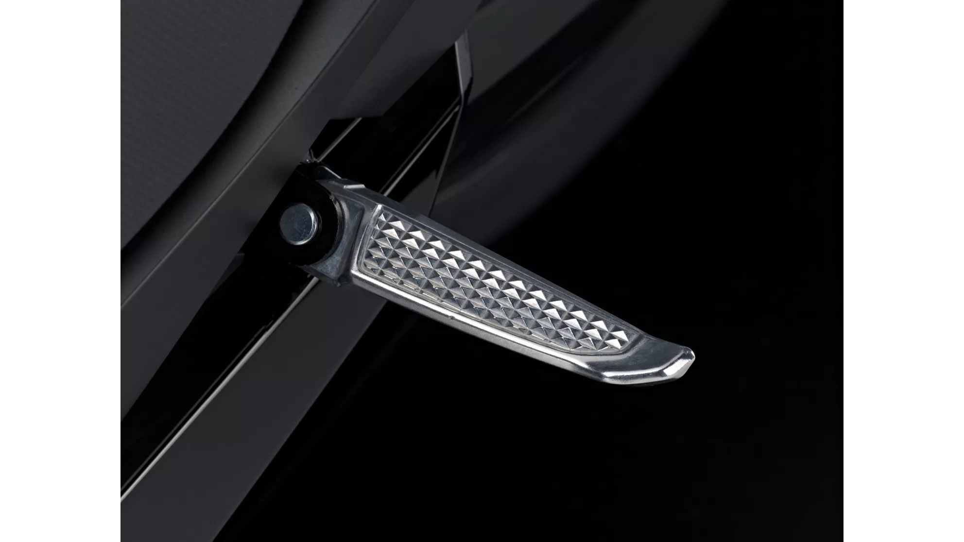 Honda NM4 Vultus - Image 4 Honda NM4 Vultus - Image 4