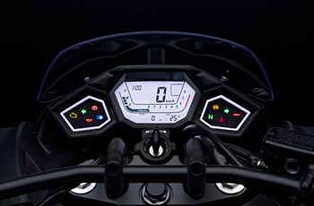 Honda NM4 Vultus 2016 - Bild 20 Honda NM4 Vultus 2016 - Bild 20