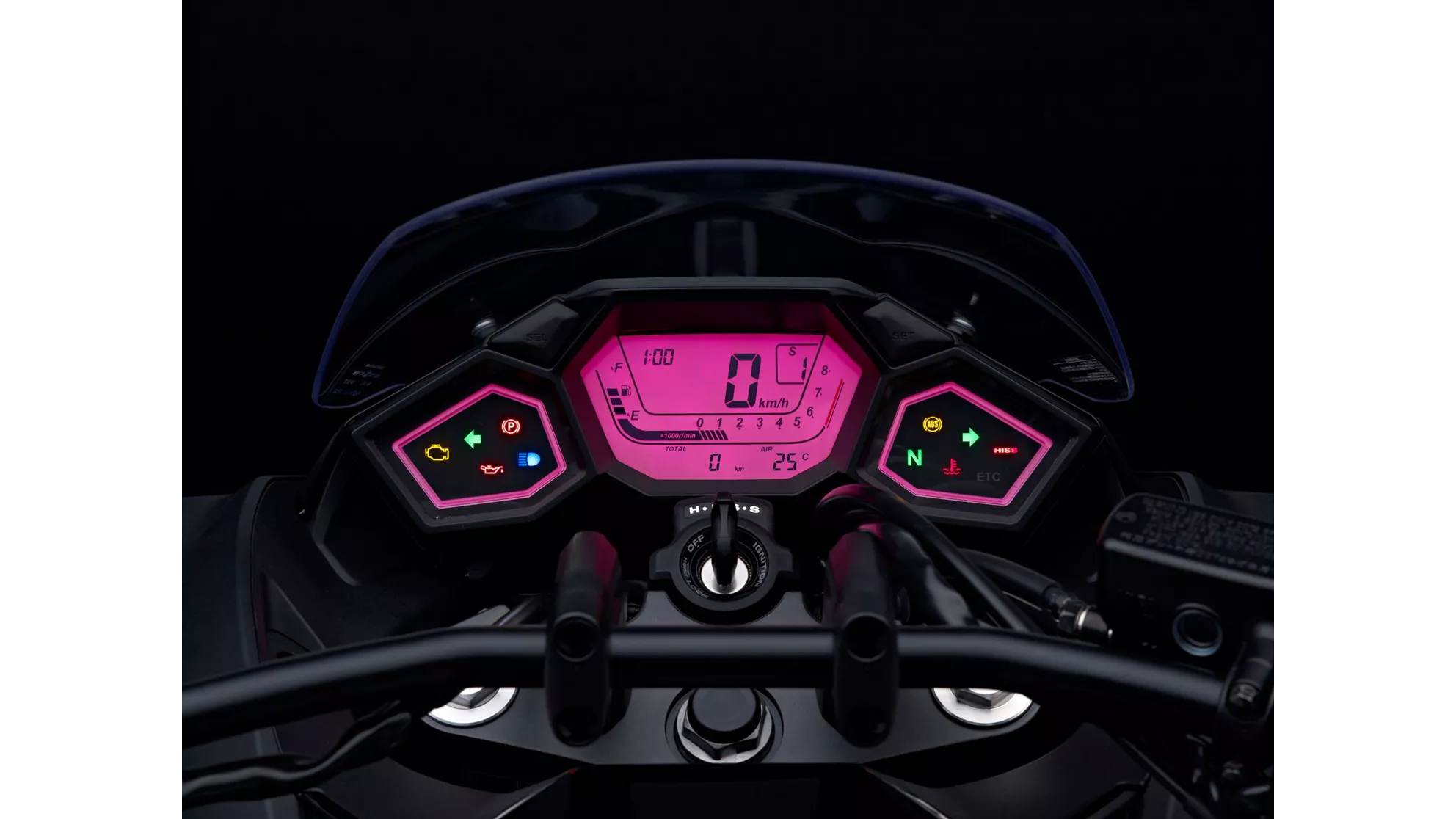 Honda NM4 Vultus - Image 19 Honda NM4 Vultus - Image 19