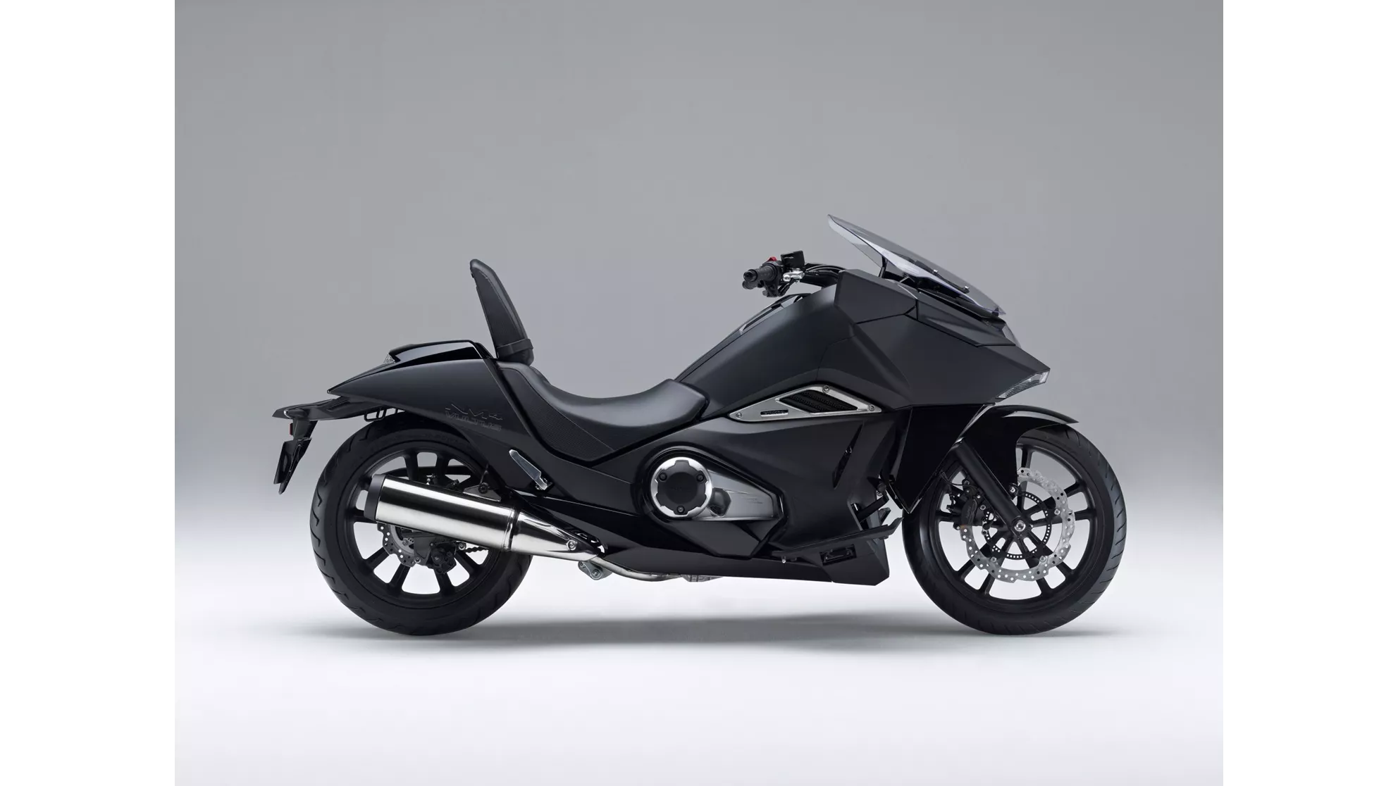 Honda NM4 Vultus - Image 21 Honda NM4 Vultus - Image 21