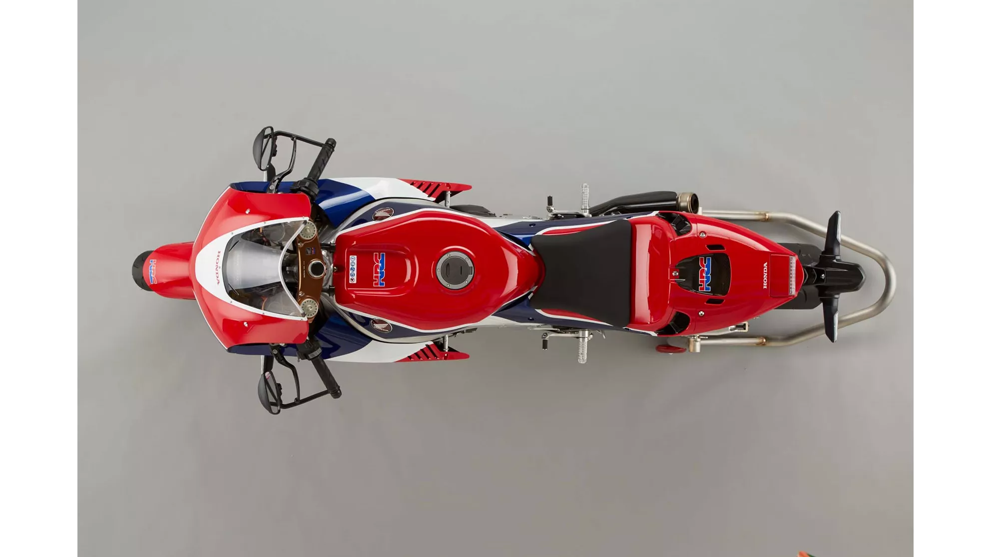 Honda RC 213 V-S - Image 12 Honda RC 213 V-S - Image 12