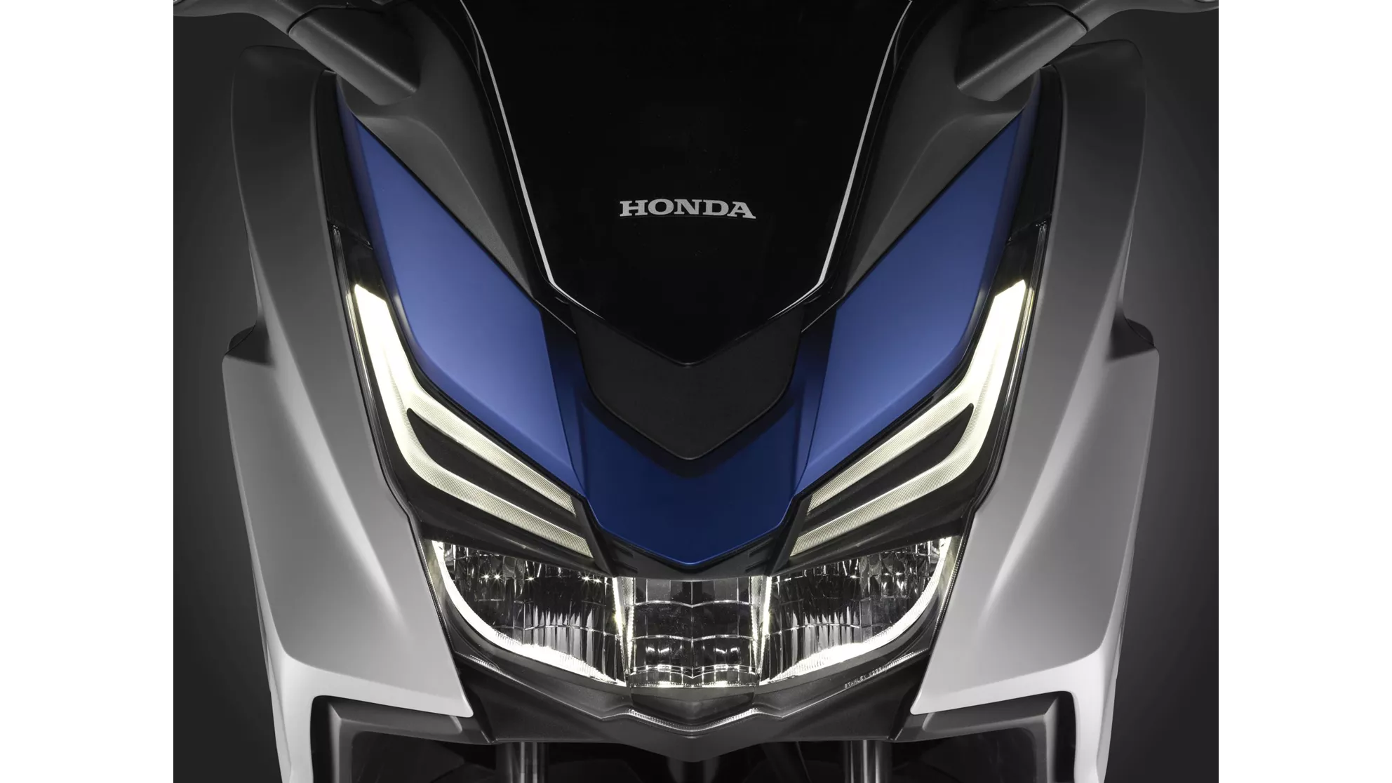 Honda Forza 125 - Image 21 Honda Forza 125 - Image 21