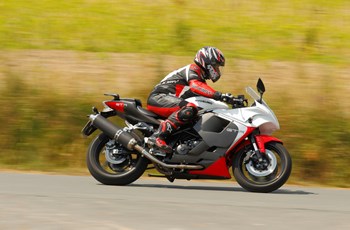 Hyosung GT 650iR Sport 2016 - Bild 4