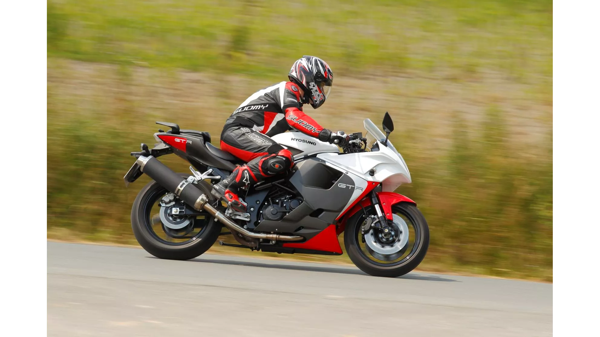 Hyosung GT 650iR Sport - Image 9 Hyosung GT 650iR Sport - Image 9