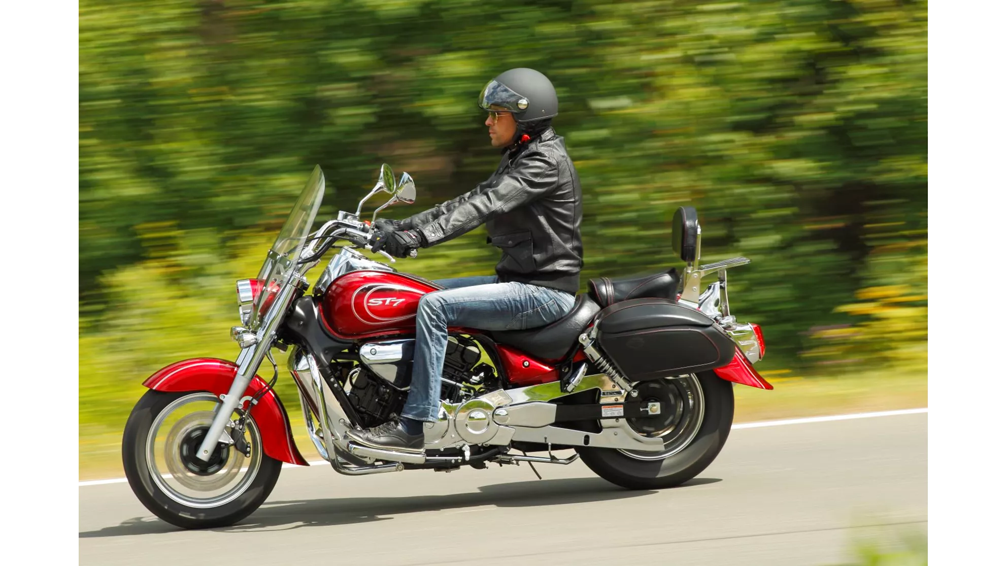 Hyosung ST 700 i - Image 2 Hyosung ST 700 i - Image 2