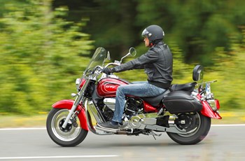 Hyosung ST 700 i 2016 - Bild 12